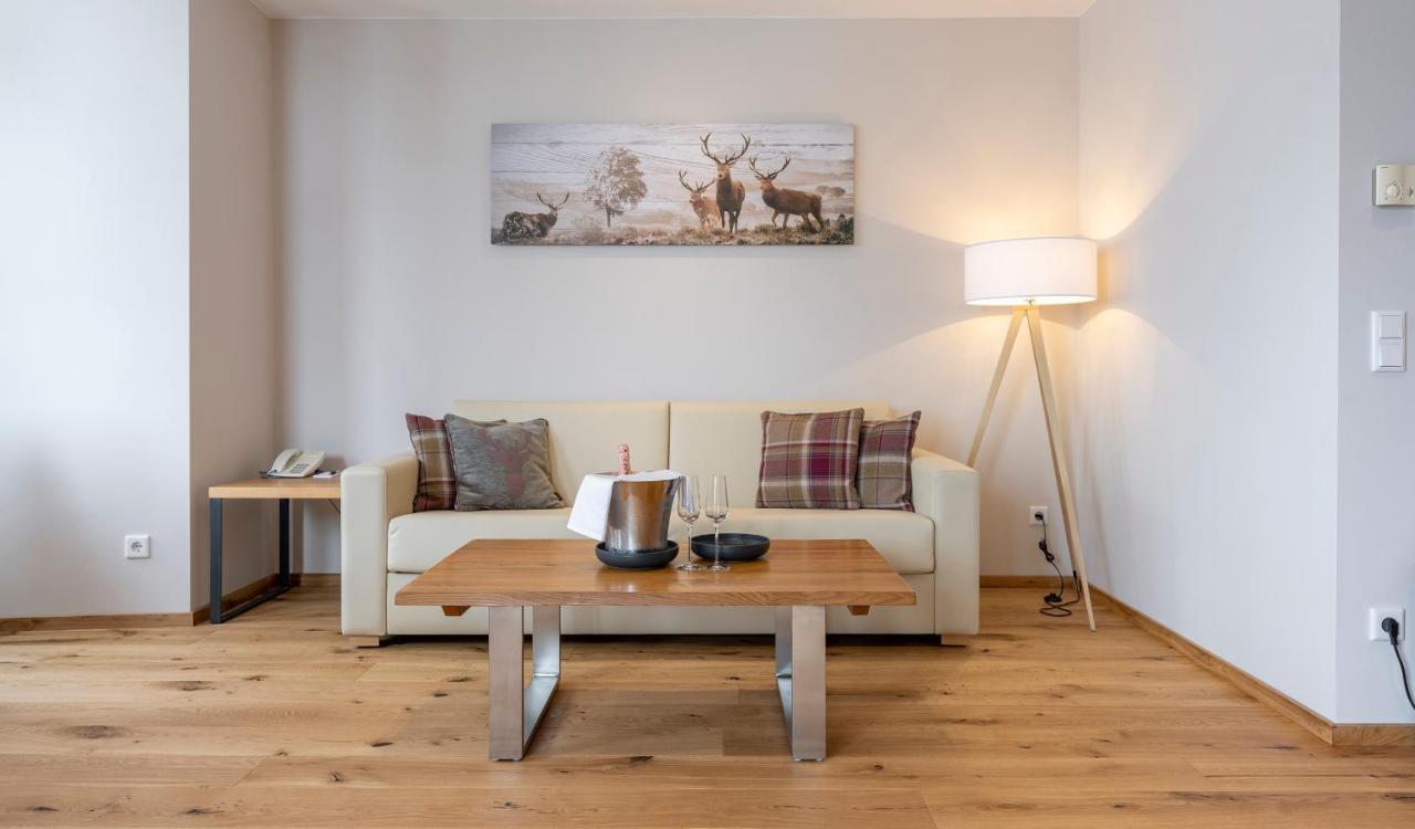 Hotel Residenz Hochalm - Ski In - Ski Out Σάαλμπαχ-Χίντεργκλεμ Εξωτερικό φωτογραφία