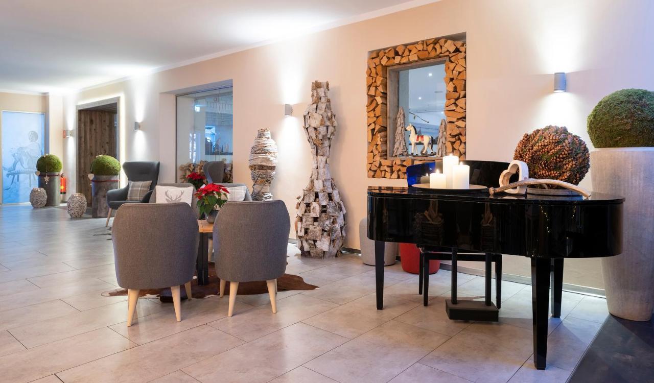 Hotel Residenz Hochalm - Ski In - Ski Out Σάαλμπαχ-Χίντεργκλεμ Εξωτερικό φωτογραφία